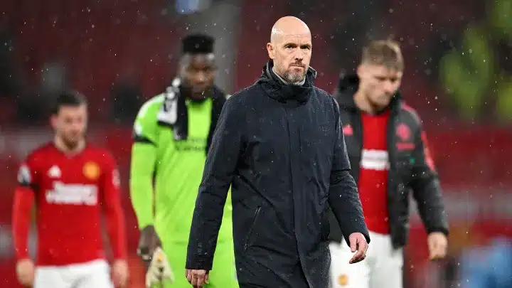 HLV ten Hag còn 1 tháng thử thách ở Man Utd