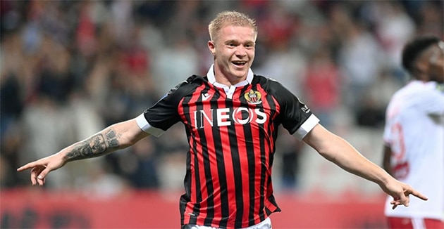 Man Utd quan tâm hậu vệ CLB Nice